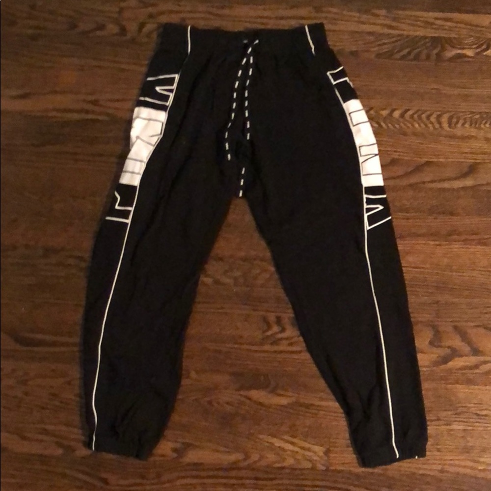 Pink Campus pAnts